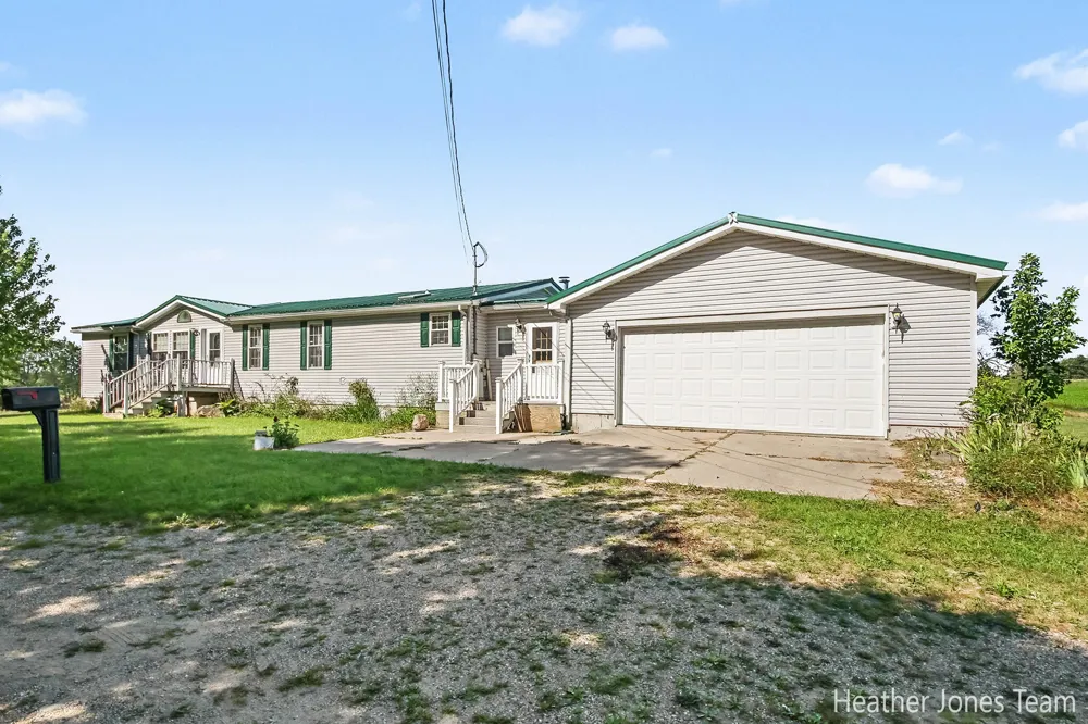 3349 Pine Grove Road Ferris Township, MI 48829