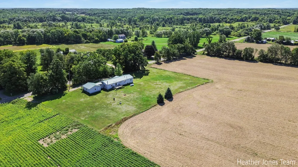 3349 Pine Grove Road Ferris Township, MI 48829