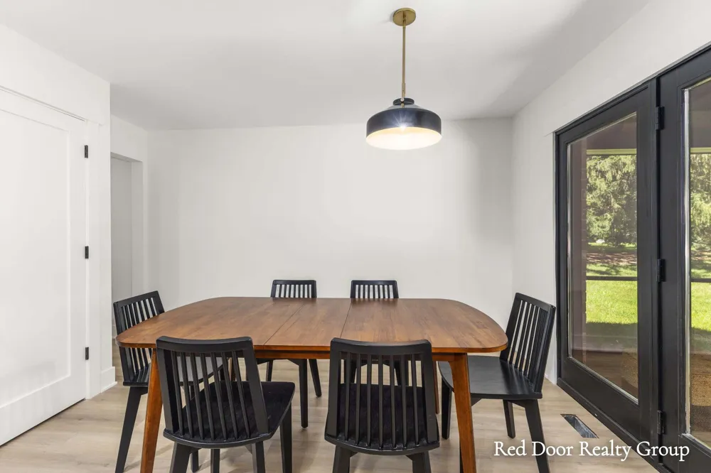 578 Arrowhead Avenue SE Grand Rapids Charter Township, MI 49546