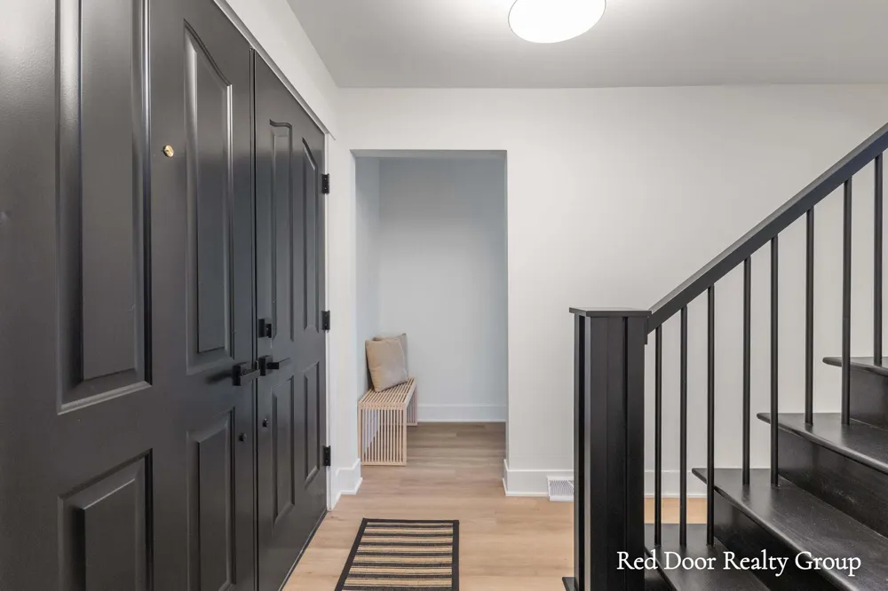 578 Arrowhead Avenue SE Grand Rapids Charter Township, MI 49546