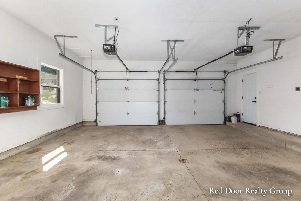 578 Arrowhead Avenue SE Grand Rapids Charter Township, MI 49546