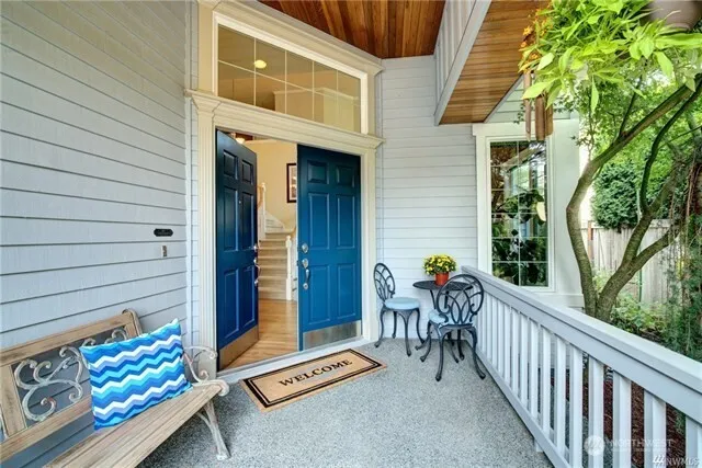 921 274th Way SE Sammamish, WA 98075