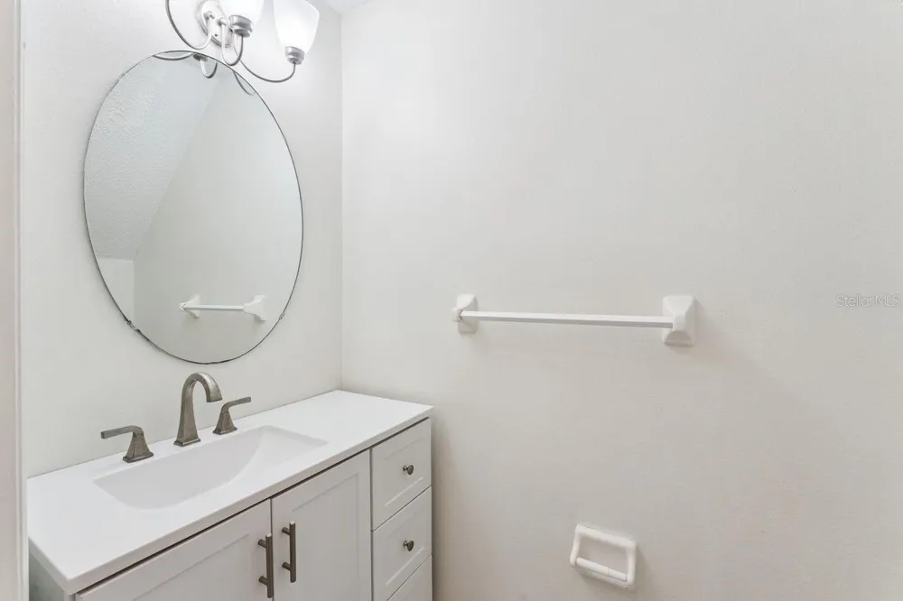 13635 WATERHOUSE WAY Orlando, FL 32828