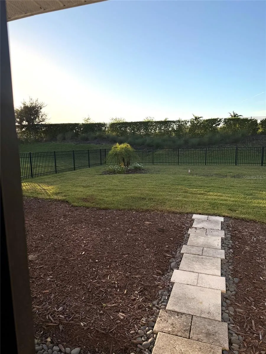 9116 TEQUILA SUNRISE DRIVE Sarasota, FL 34241