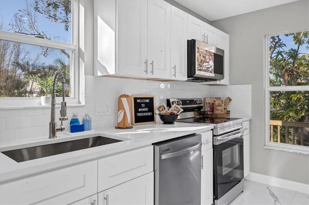 3403 10TH STREET W Palmetto, FL 34221