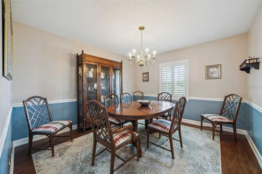 312 OAK HILL DRIVE Altamonte Springs, FL 32701