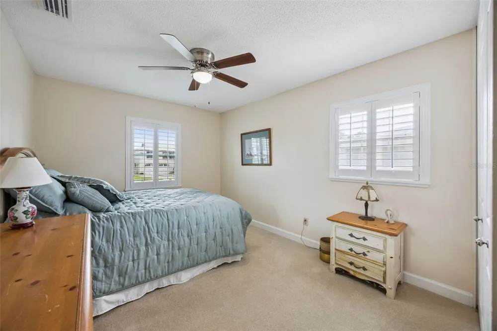 312 OAK HILL DRIVE Altamonte Springs, FL 32701