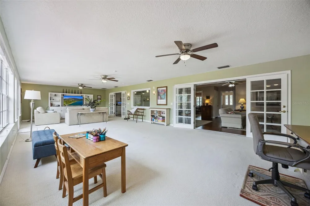 312 OAK HILL DRIVE Altamonte Springs, FL 32701