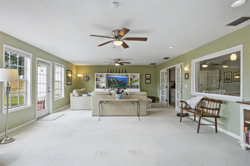 312 OAK HILL DRIVE Altamonte Springs, FL 32701