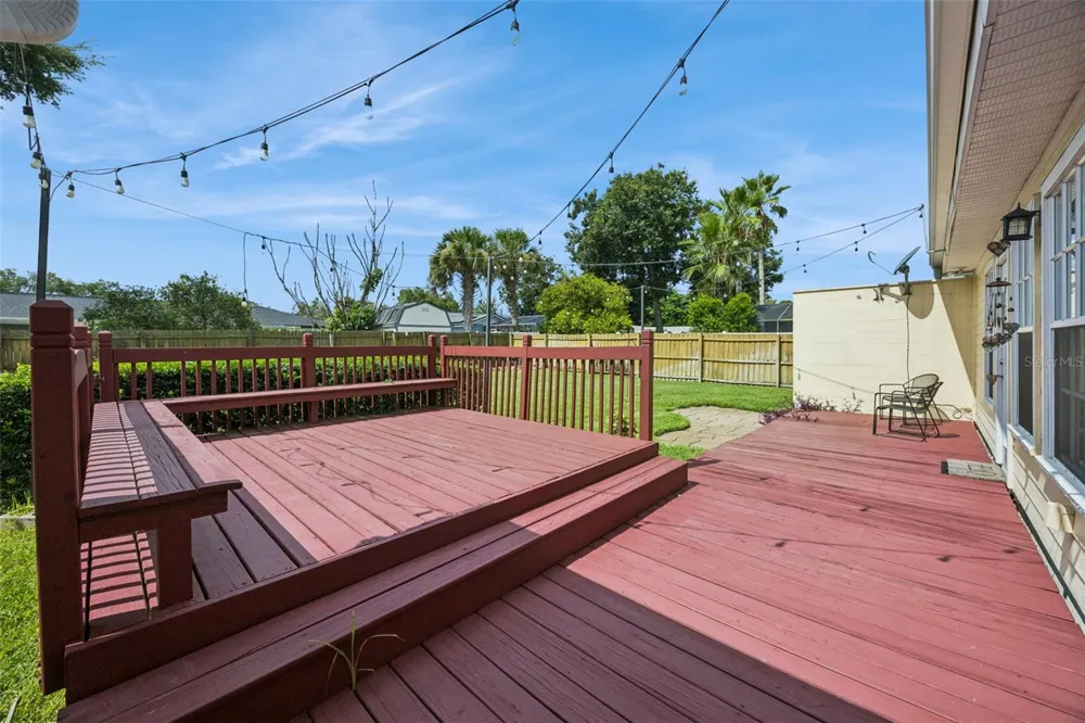 312 OAK HILL DRIVE Altamonte Springs, FL 32701