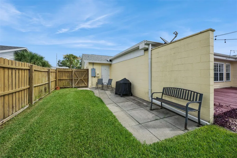 312 OAK HILL DRIVE Altamonte Springs, FL 32701