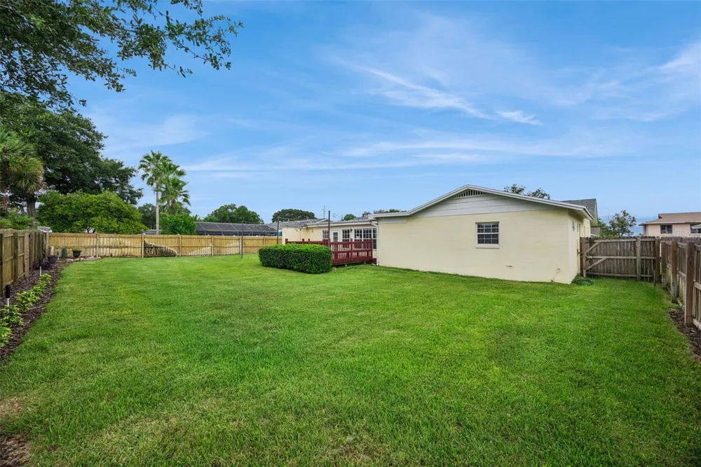 312 OAK HILL DRIVE Altamonte Springs, FL 32701
