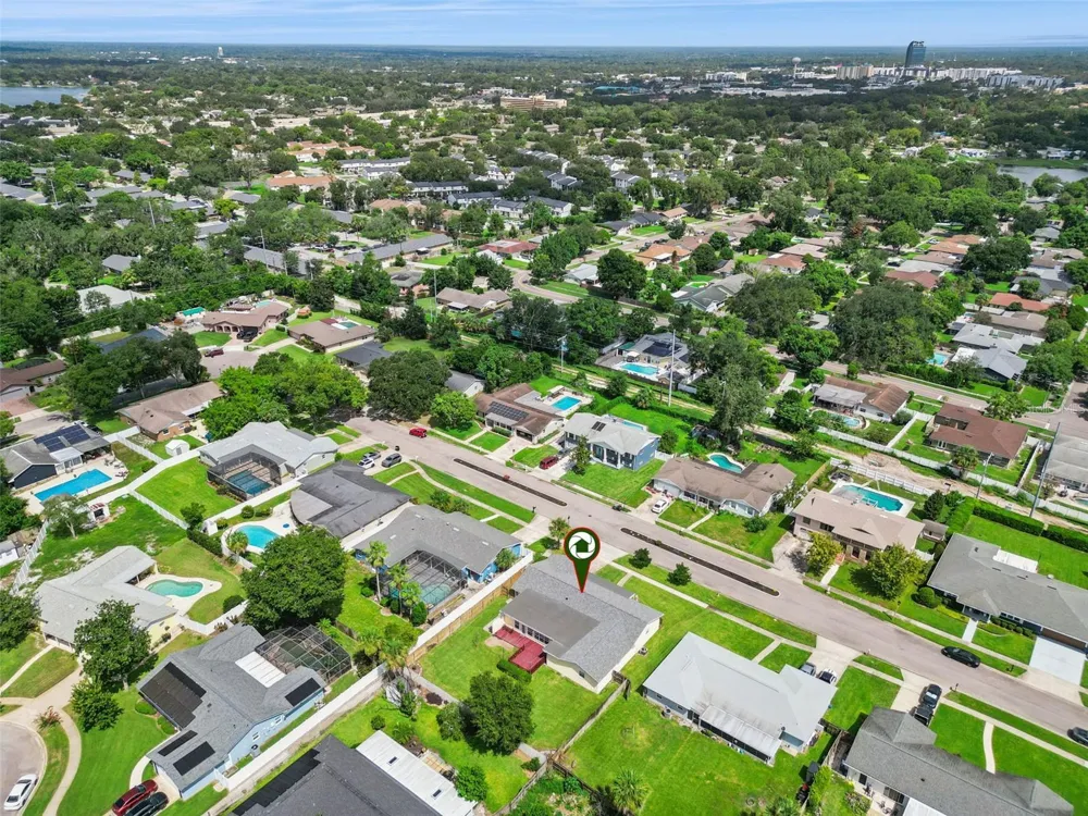 312 OAK HILL DRIVE Altamonte Springs, FL 32701