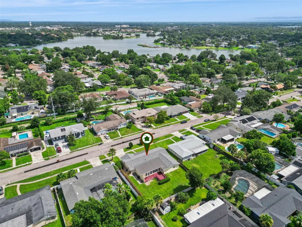 312 OAK HILL DRIVE Altamonte Springs, FL 32701