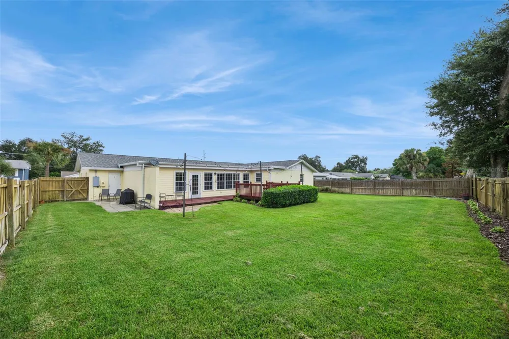 312 OAK HILL DRIVE Altamonte Springs, FL 32701