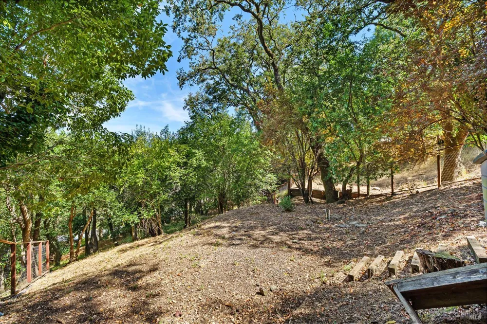 140 Francis Avenue Fairfax, CA 94930