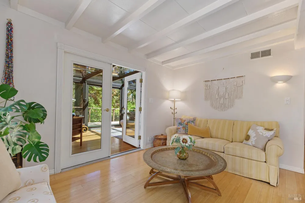 140 Francis Avenue Fairfax, CA 94930