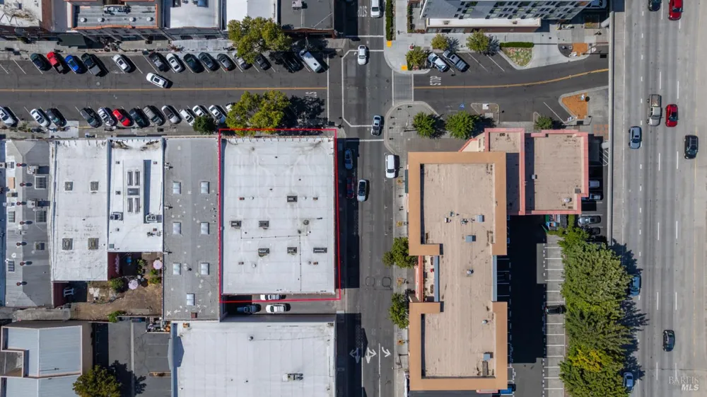130 4th Street Santa Rosa, CA 95401