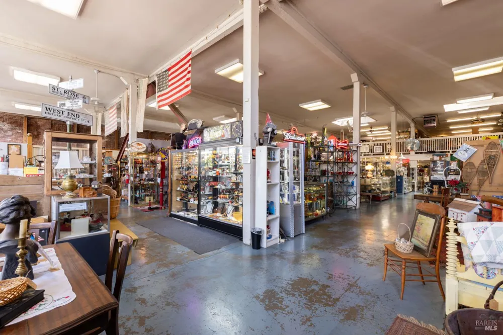 130 4th Street Santa Rosa, CA 95401
