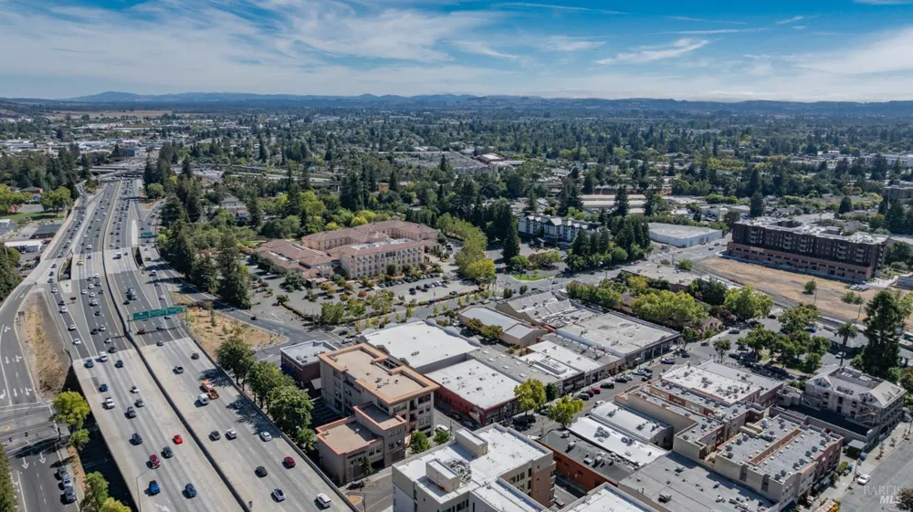 130 4th Street Santa Rosa, CA 95401
