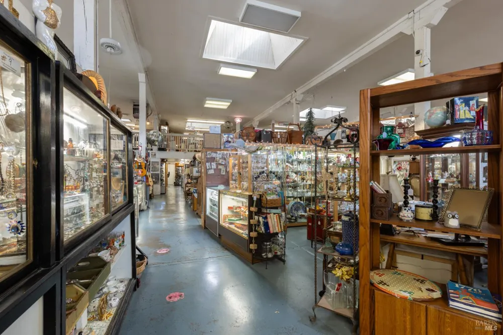130 4th Street Santa Rosa, CA 95401
