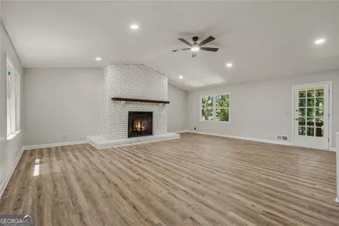 137 Farmington DR