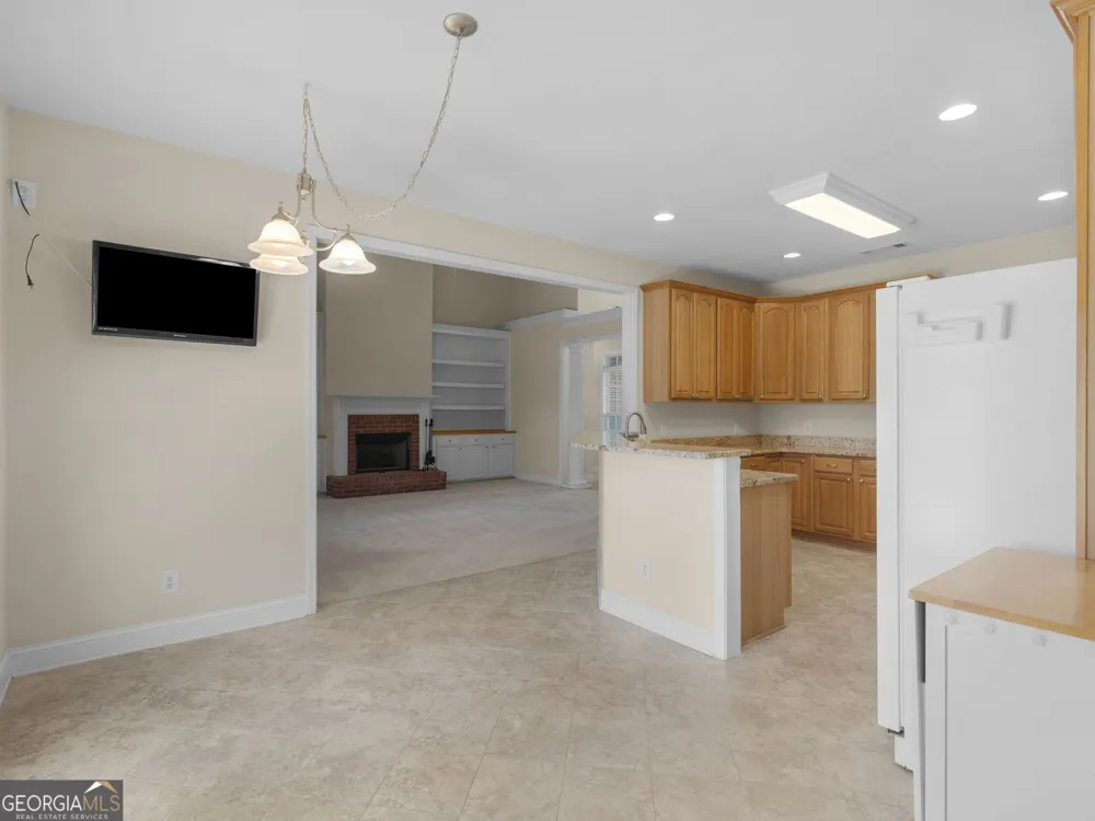 741 Moreland RD Griffin, GA 30224