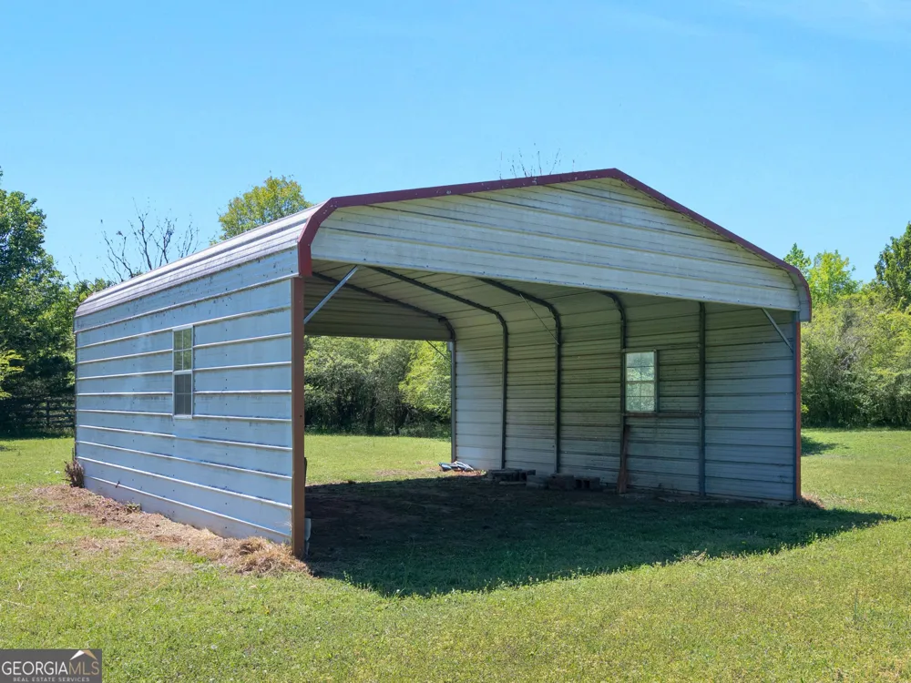 741 Moreland RD Griffin, GA 30224