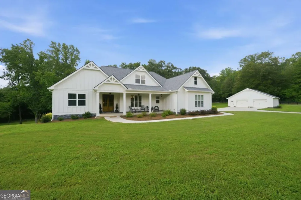 8149 Kelly Bridge RD Dawsonville, GA 30534