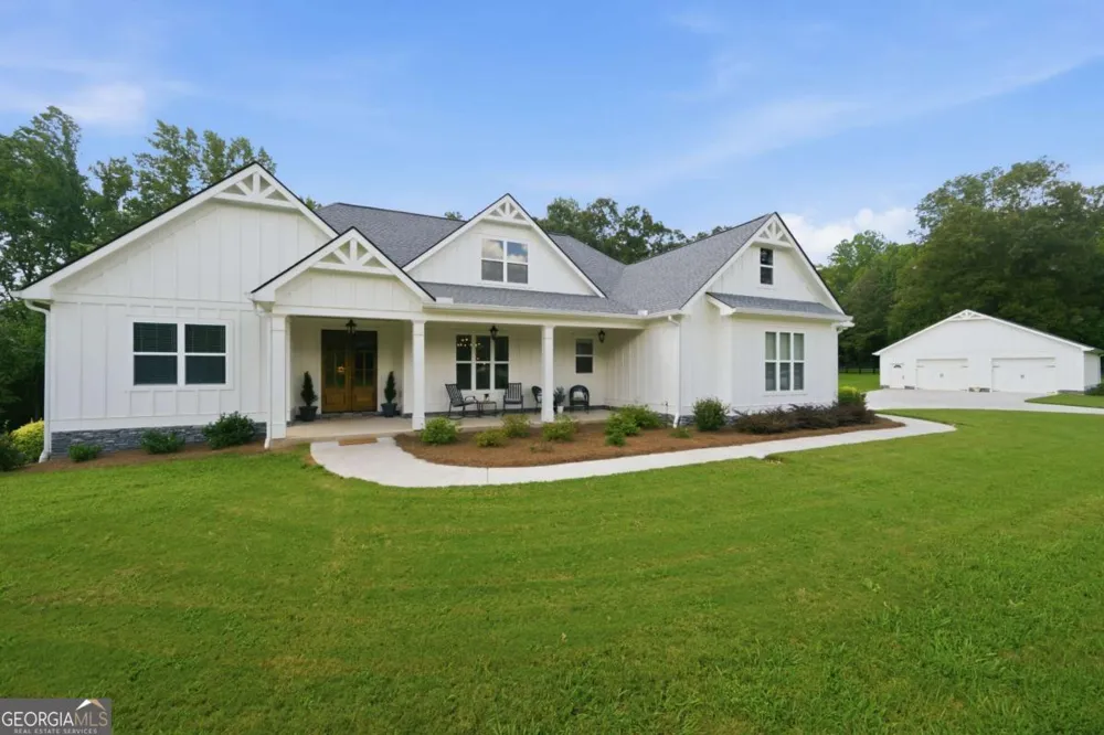 8149 Kelly Bridge RD Dawsonville, GA 30534