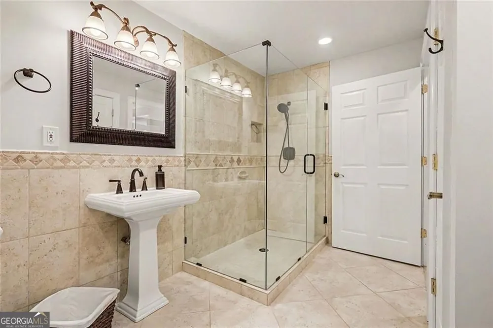 2266 Orion CT Grayson, GA 30017