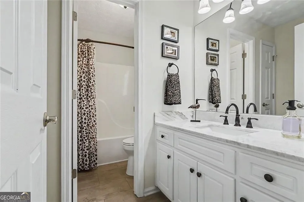 2266 Orion CT Grayson, GA 30017