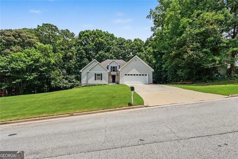 2266 Orion CT Grayson, GA 30017
