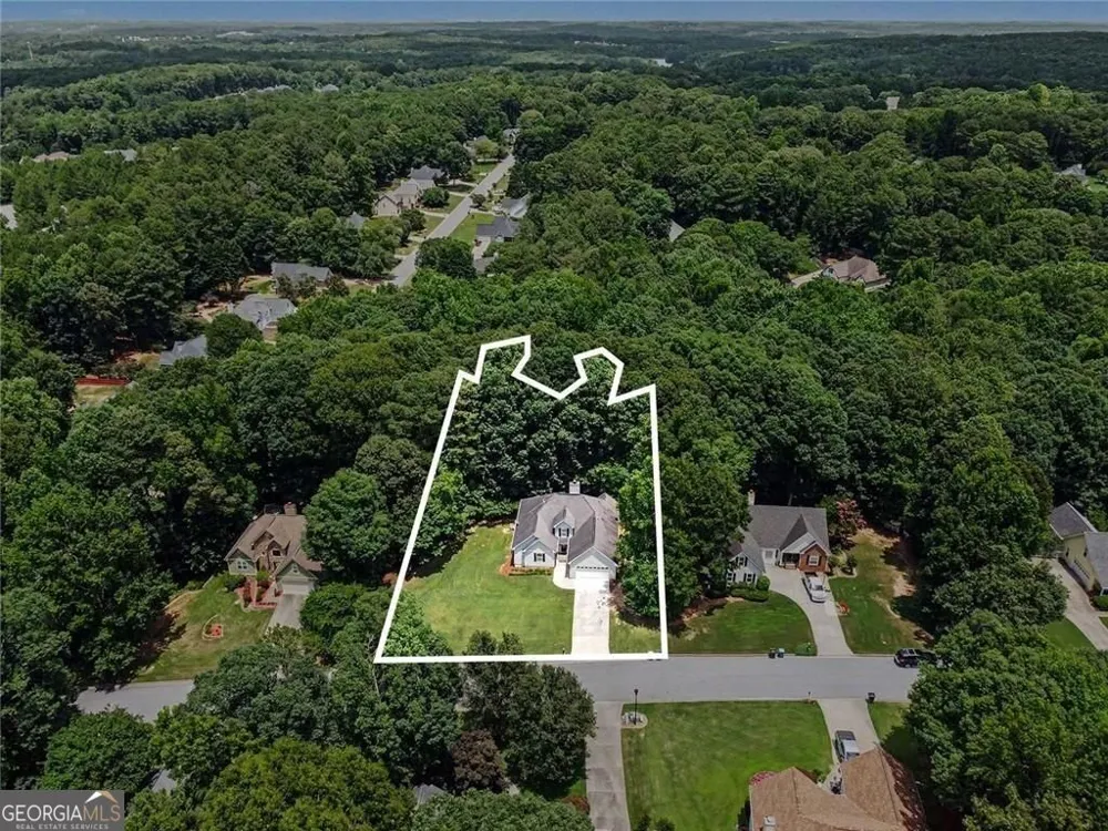 2266 Orion CT Grayson, GA 30017