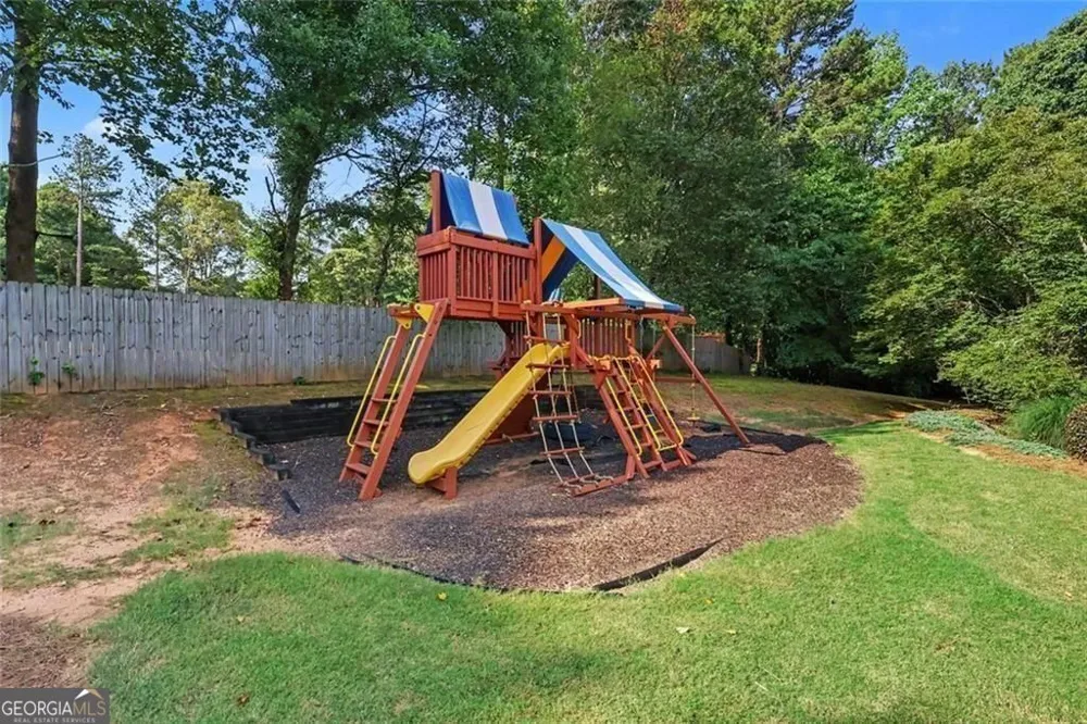 2266 Orion CT Grayson, GA 30017