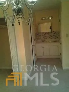 180 Williamsburg WAY Fayetteville, GA 30214