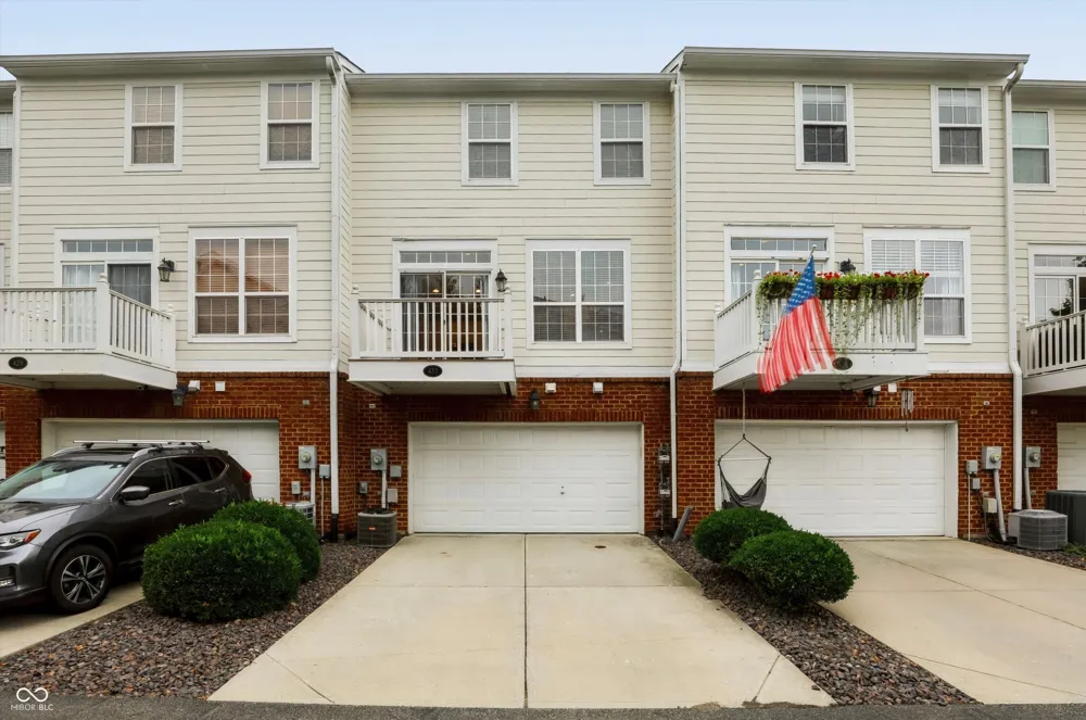 433 Sheets Drive Carmel, IN 46032