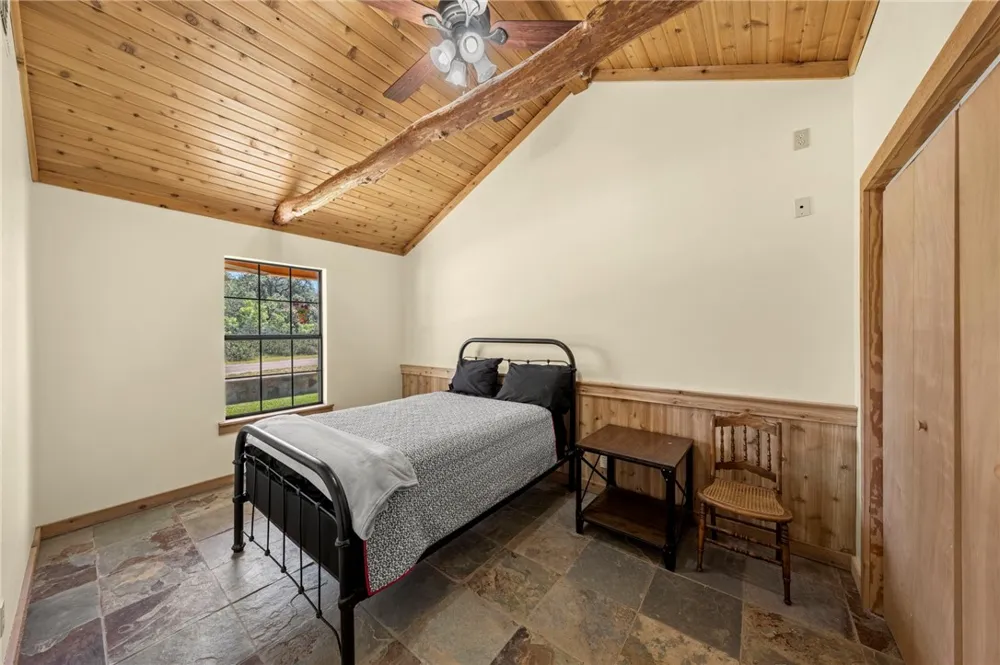 3355 Jim Brite Rd Pleasanton, TX 78064