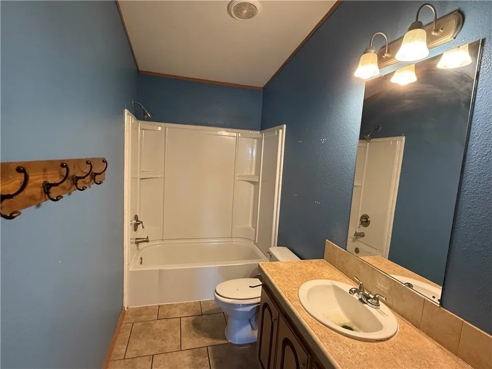 5523 County Road 308 Orange Grove, TX 78372