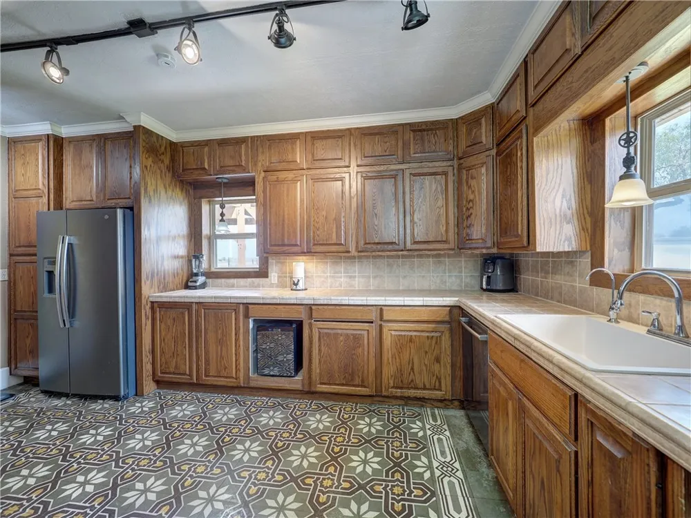 19838 County Road 1168 Mathis, TX 78368