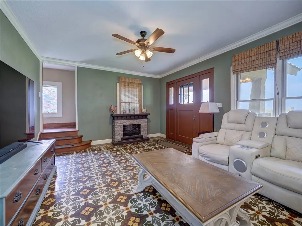 19838 County Road 1168 Mathis, TX 78368