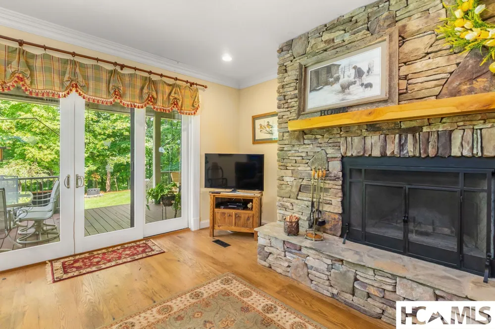 176 Battle Branch Ridge Road Franklin, NC 28734