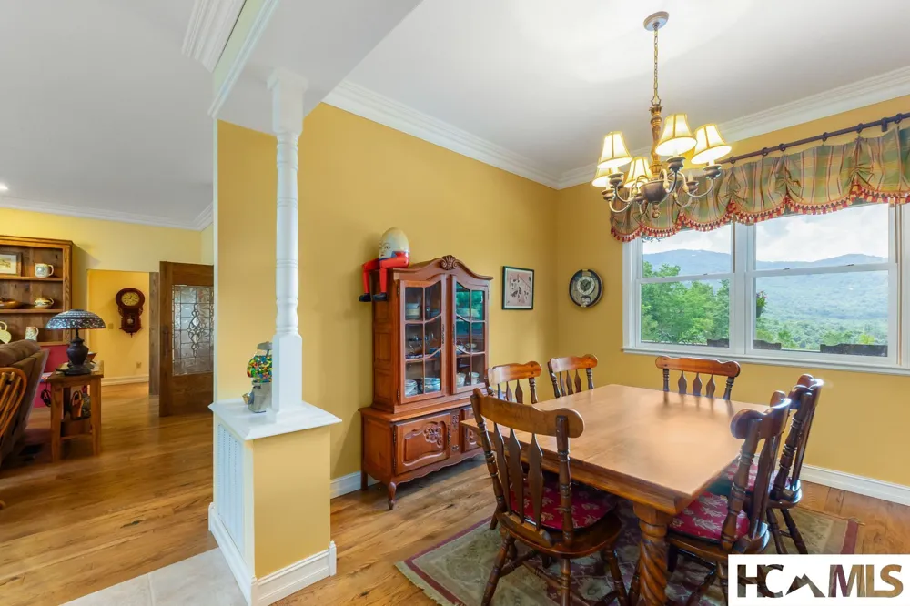 176 Battle Branch Ridge Road Franklin, NC 28734