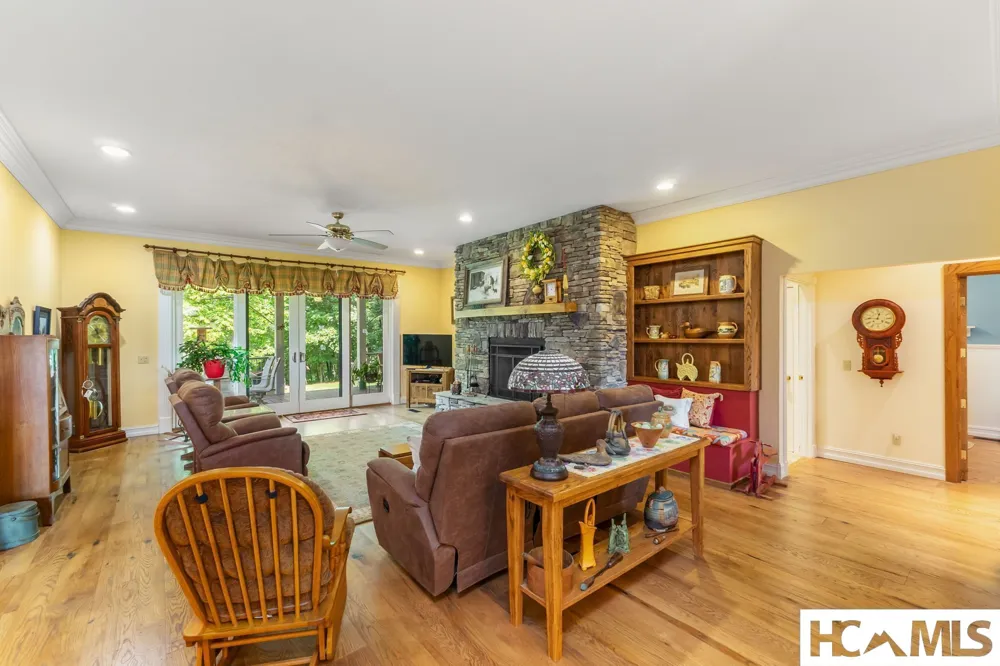 176 Battle Branch Ridge Road Franklin, NC 28734