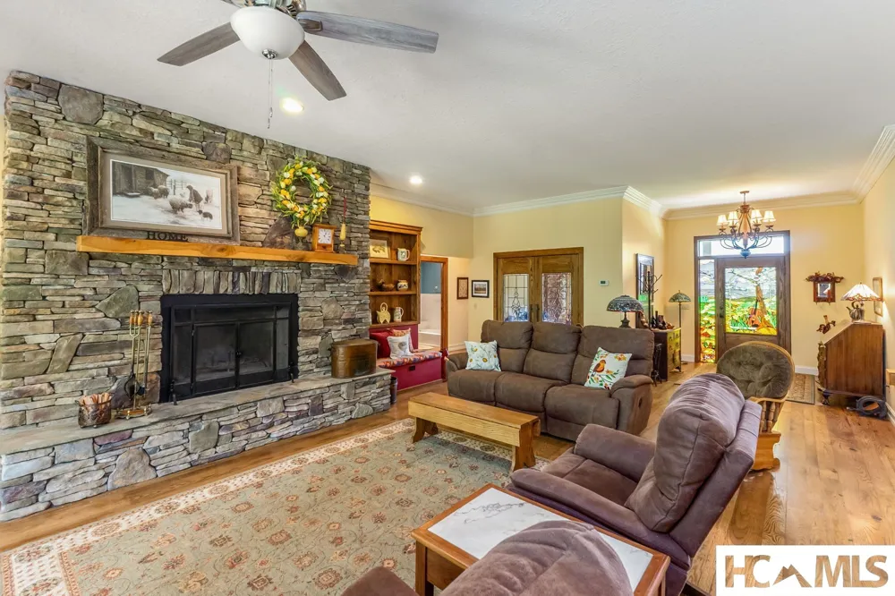 176 Battle Branch Ridge Road Franklin, NC 28734