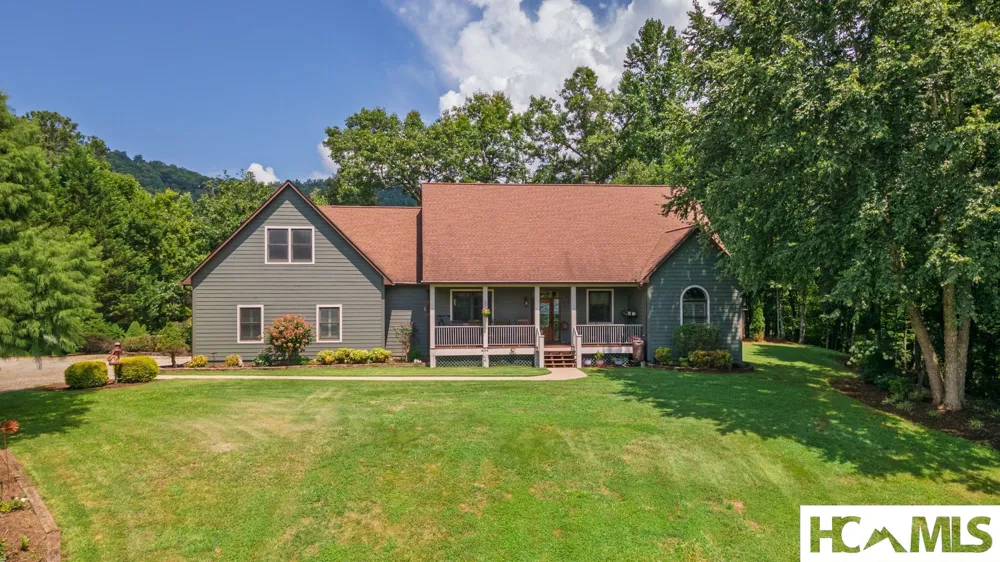 176 Battle Branch Ridge Road Franklin, NC 28734