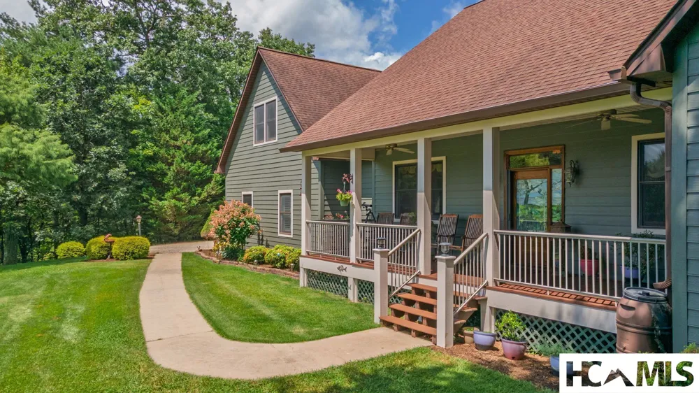176 Battle Branch Ridge Road Franklin, NC 28734