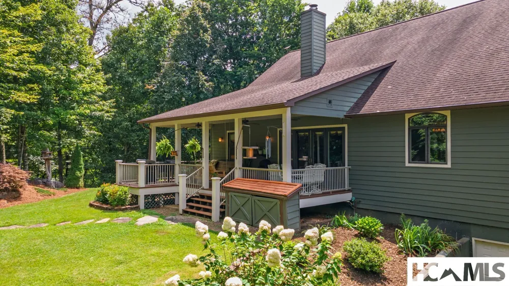 176 Battle Branch Ridge Road Franklin, NC 28734