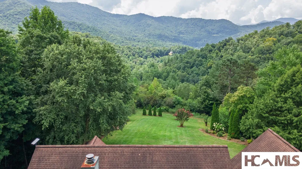 176 Battle Branch Ridge Road Franklin, NC 28734