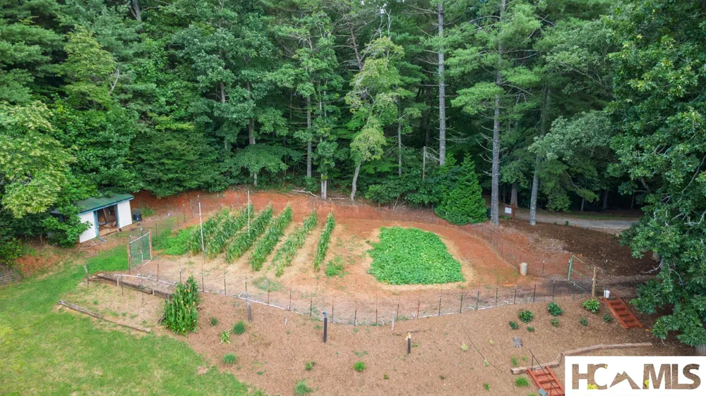 176 Battle Branch Ridge Road Franklin, NC 28734